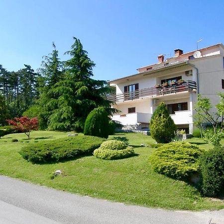Apartman Grabar Roč Exterior foto
