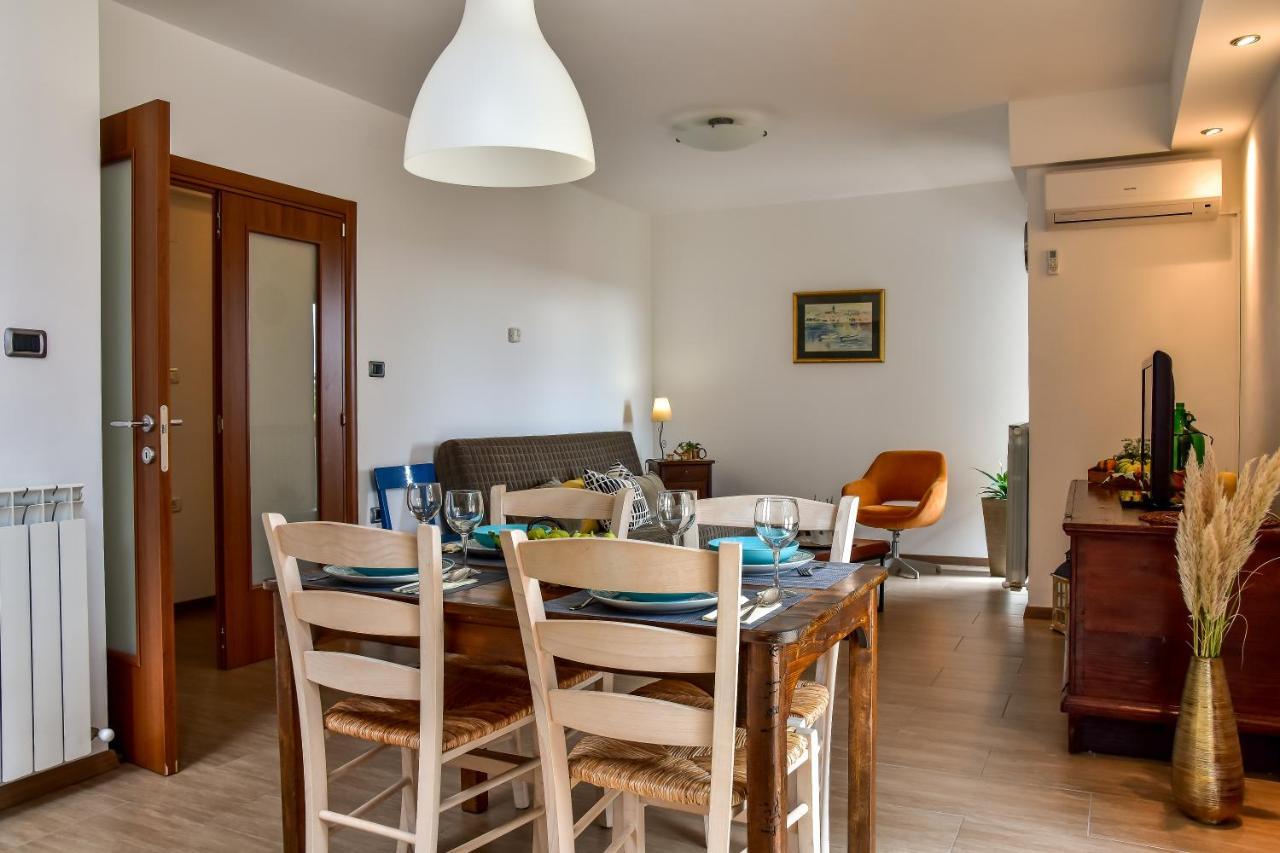 Apartman Grabar Roč Exterior foto